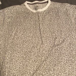 Gray designed t-shirt.